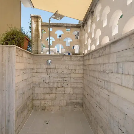 Dalila's Luxury House Apartament *